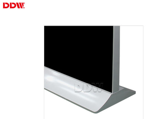 58 بوصة 3600W شاشة عرض الإعلان LCD 1920x1080 16.7M 2500cd / mxm السطوع الفيضانات الدائمة DDW-AD5801S