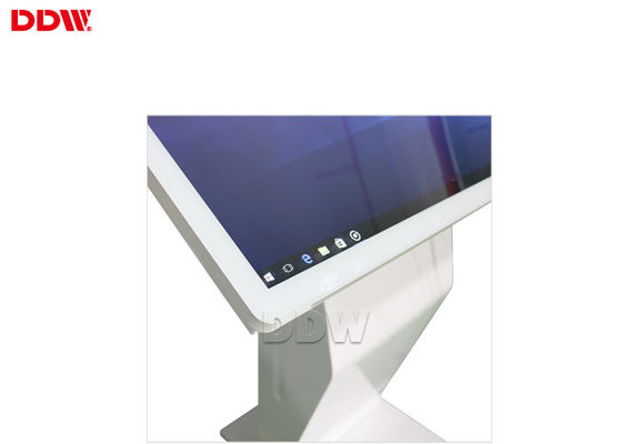 للصدمات 47 بوصة تعمل باللمس شاشة TFT الرقمية لافتات الطوطم تأجير Wled الخلفية نوع