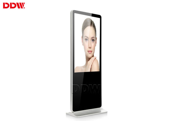 1920 * 1080 قائمة بذاتها الإشارات الرقمية 43 بوصة TFT 1080p FHD 500cd / m2 السطوع